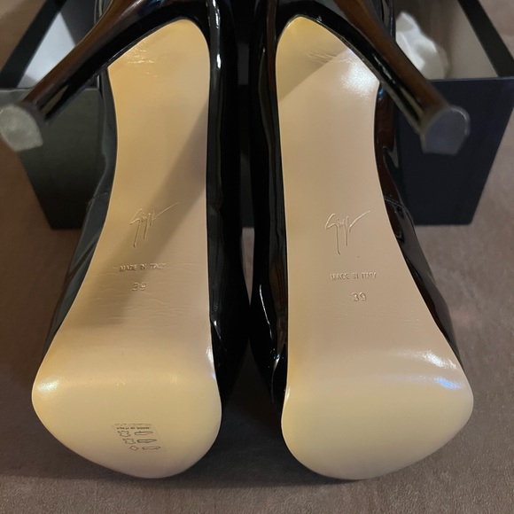 NEW Giuseppe Zanotti Super Sharon Peep Toe Pumps, size 39 - Picture 6 of 12